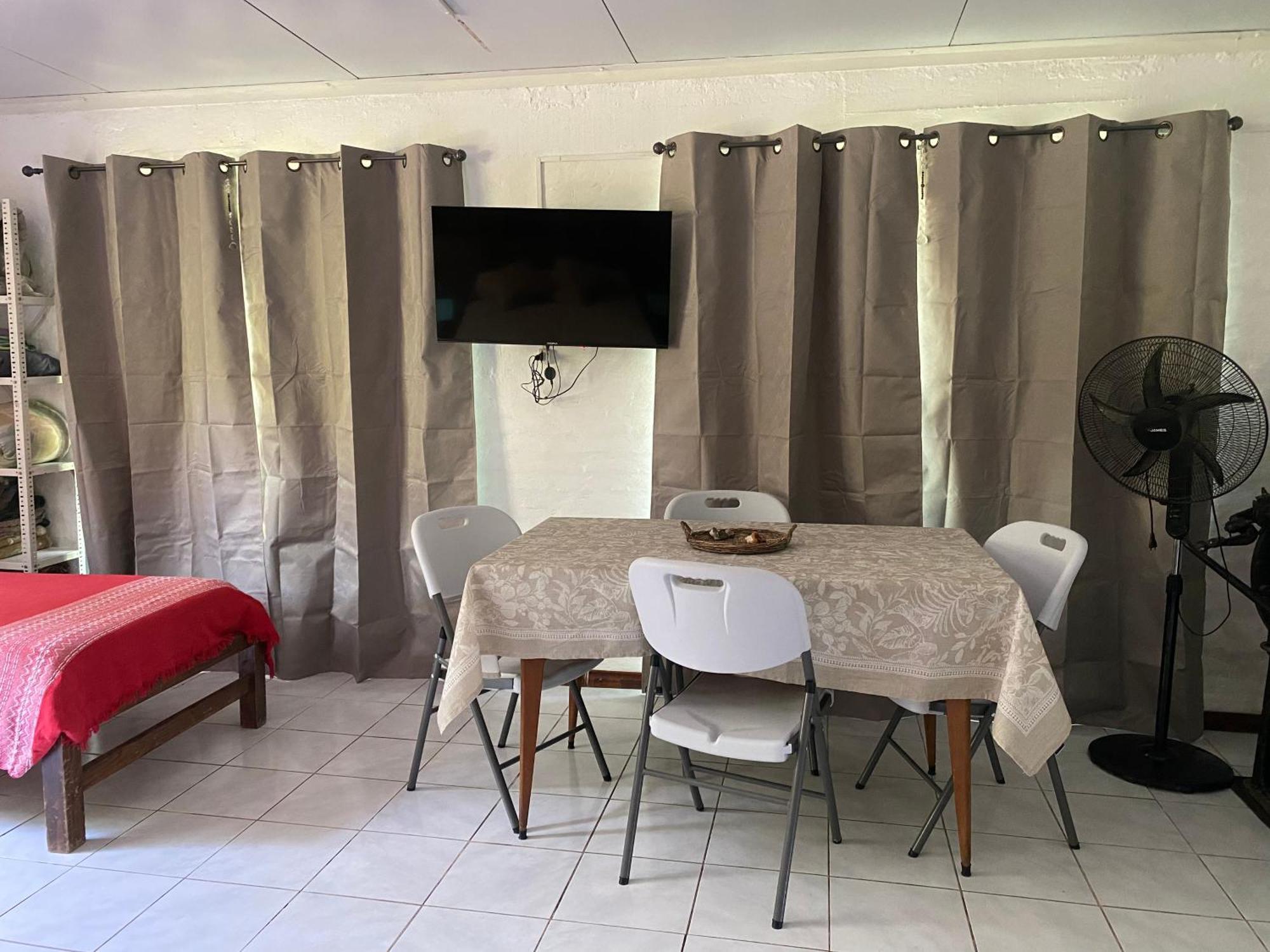 Casita Del Parque Hotel Салто Екстериор снимка